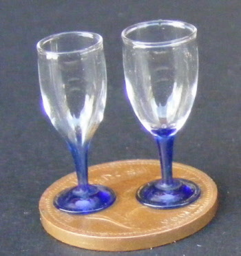 Dolls House Miniature Glass Drinking Glasses Pub Bar